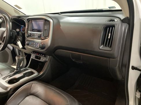 Used 2019 Chevrolet Colorado ZR2 image 21