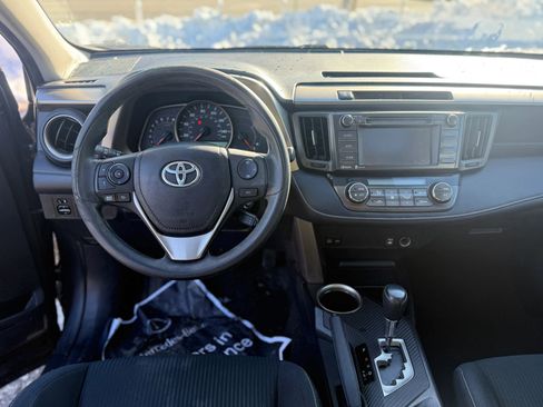 Used 2015 Toyota RAV4 XLE image 11