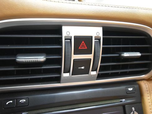 Used 2009 Porsche 911 Carrera S image 24