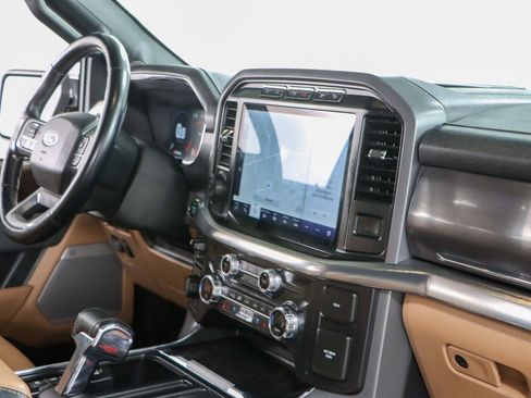 Used 2021 Ford F150 Lariat image 27