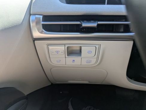 Used 2025 Hyundai Tucson Limited AWD/4WD image 21