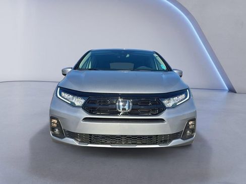 New 2026 Honda Odyssey Touring image 8