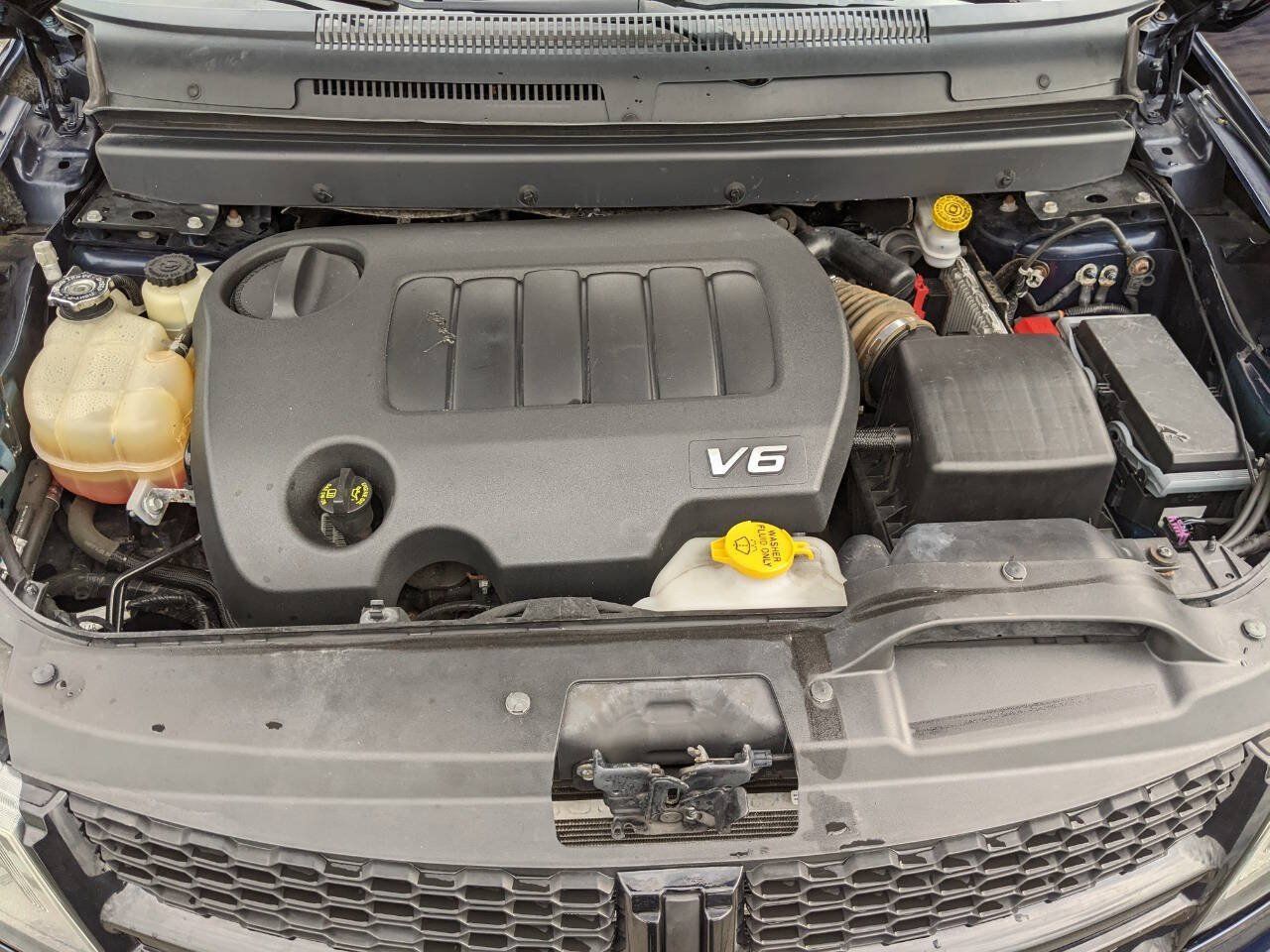 Used 2018 Dodge Journey Crossroad w/ Nav & Sun Group AWD/4WD image 22