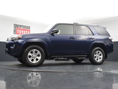 Used 2022 Toyota 4Runner SR5 RWD image 27