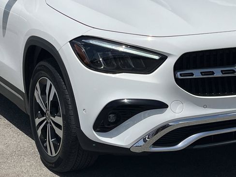 Certified 2025 Mercedes-Benz GLA 250 image 9