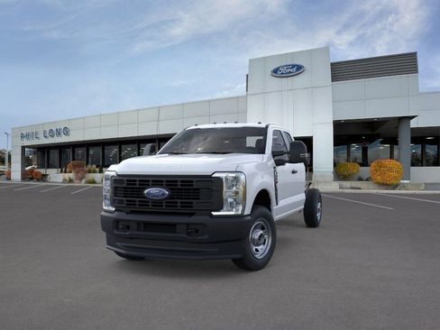 New 2026 Ford F350 XL AWD/4WD image 2