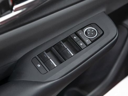 Used 2023 Toyota Prius Limited image 18