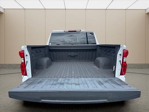 Used 2022 Chevrolet Silverado 1500 Custom AWD/4WD image 16