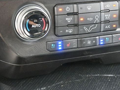 Used 2021 Ford F250 Platinum w/ Tremor Off-Road Package AWD/4WD image 23
