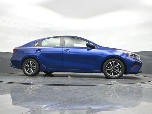 Used 2024 Kia Forte LXS image 46