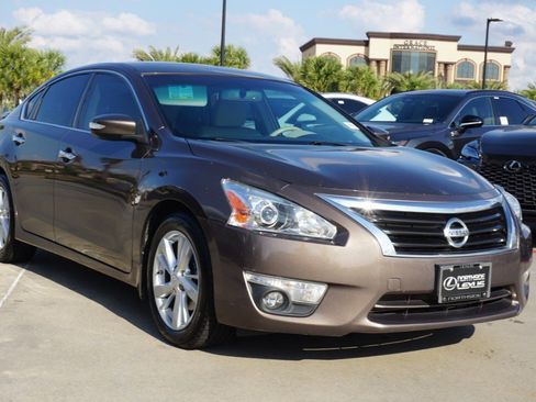 Used 2013 Nissan Altima 2.5 SL w/ 2.5 Moonroof Pkg image 3