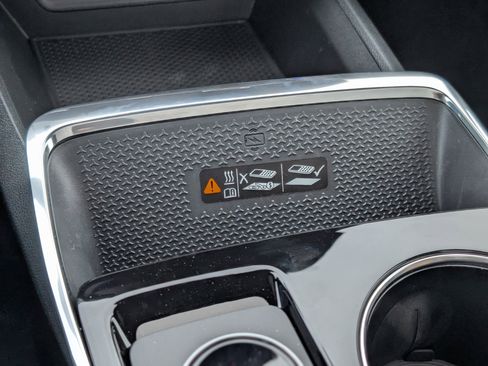 New 2026 Chevrolet Equinox ACTIV w/ Convenience Package III image 20