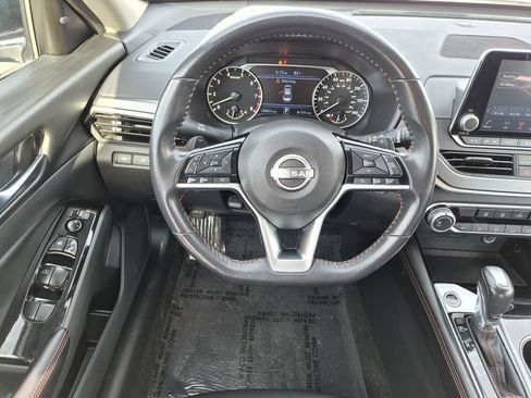 Certified 2024 Nissan Altima 2.5 SR FWD image 16