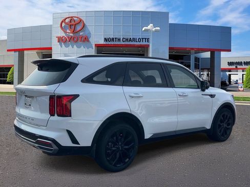 Used 2022 Kia Sorento SX FWD image 7