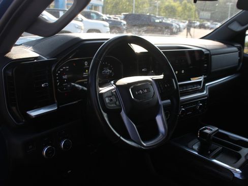 Used 2022 GMC Sierra 1500 Elevation AWD/4WD image 18