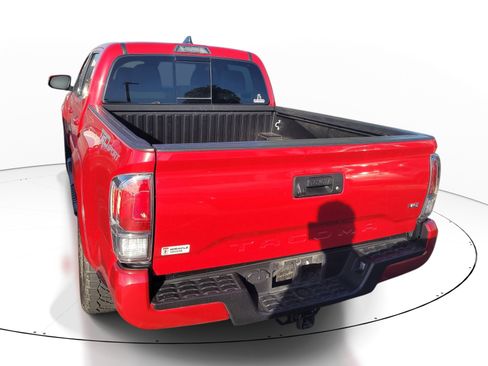 Used 2023 Toyota Tacoma TRD Sport image 6