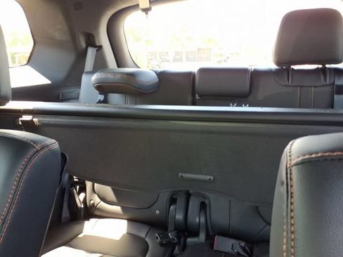 Used 2024 Honda Pilot TrailSport image 7