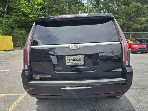 Used 2016 Cadillac Escalade Luxury AWD/4WD image 6