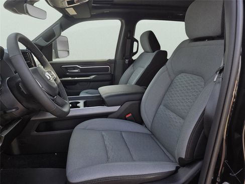 New 2026 RAM 1500 Big Horn AWD/4WD image 19