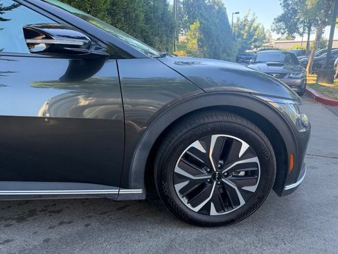 Certified 2024 Kia EV6 Light AWD/4WD image 3