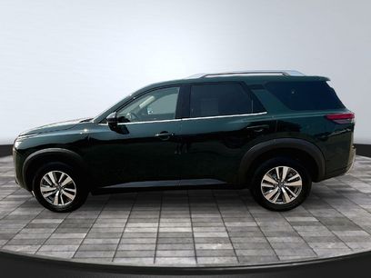 Used 2023 Nissan Pathfinder SL