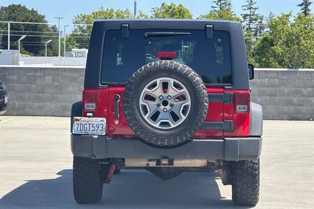 Used 2014 Jeep Wrangler Unlimited Rubicon w/ Connectivity Group AWD/4WD image 4