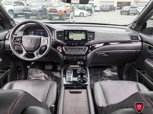Used 2022 Honda Pilot Black Edition image 38