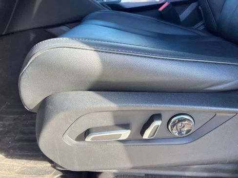 Used 2023 Acura MDX SH-AWD image 21