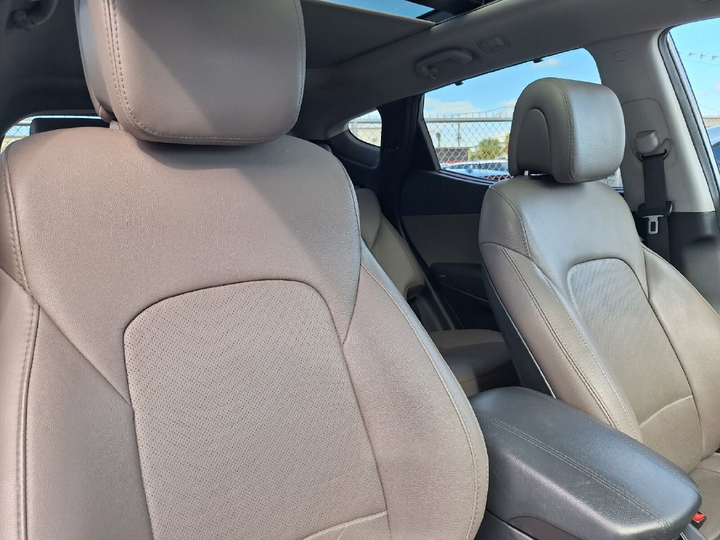 Used 2017 Hyundai Santa Fe Sport w/ 2.4L Tech Package 04 FWD image 30