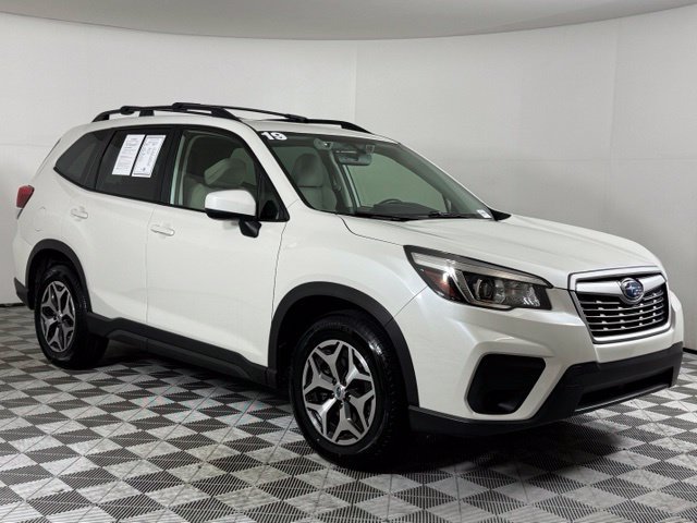 Used 2019 Subaru Forester Premium AWD/4WD image 10