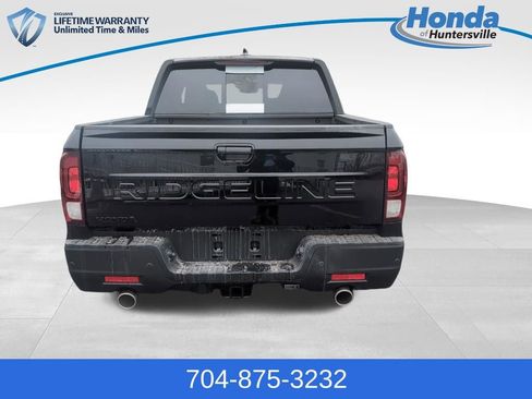 New 2026 Honda Ridgeline Black Edition image 7