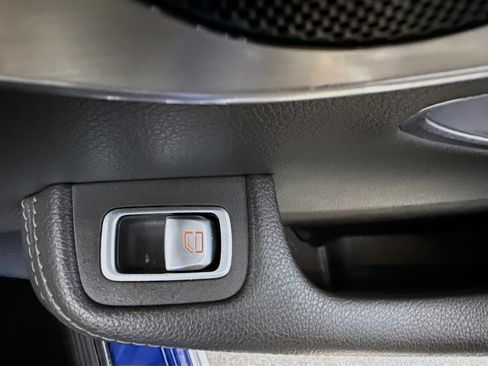 Used 2019 Mercedes-Benz C 300 Sedan image 30