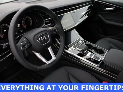 New 2025 Audi Q8 Premium