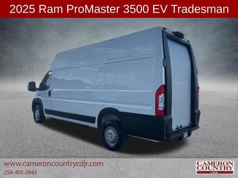 New 2025 RAM ProMaster 3500 FWD image 5
