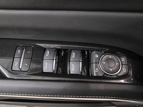 Certified 2023 Cadillac Escalade ESV Premium Luxury image 31