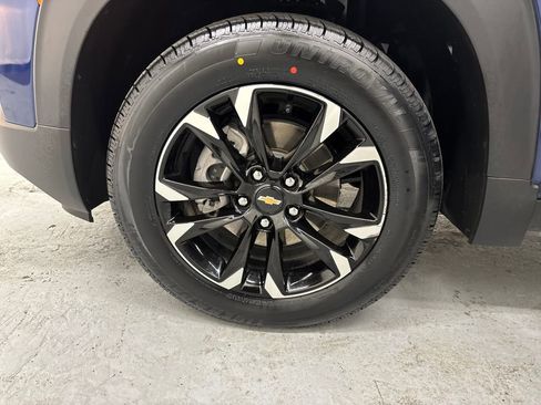 Used 2023 Chevrolet TrailBlazer LT image 27
