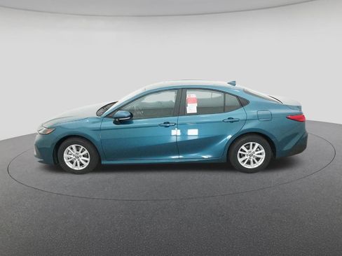 New 2026 Toyota Camry LE FWD image 3