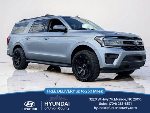 Used 2022 Ford Expedition Max XLT AWD/4WD image 1