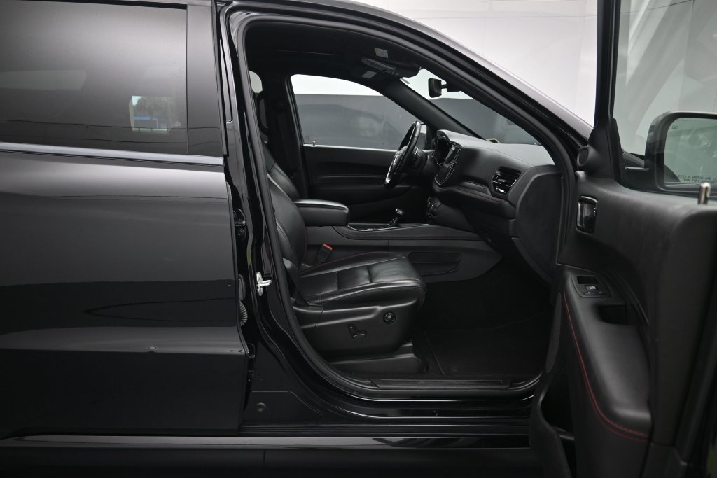 Used 2024 Dodge Durango GT RWD image 29