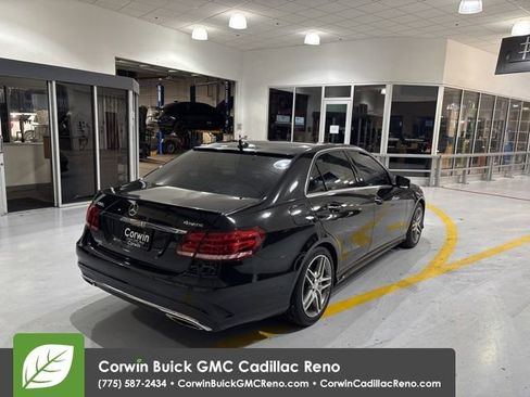 Used 2016 Mercedes-Benz E 400 4MATIC Sedan image 6