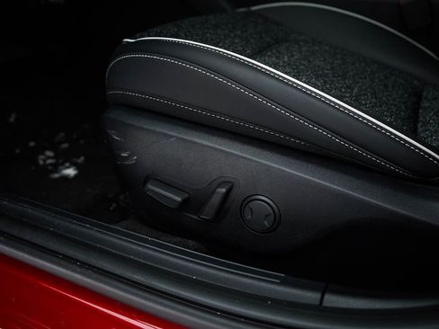 New 2025 Kia K4 GT-Line w/ GT-Line Sunroof Package image 18