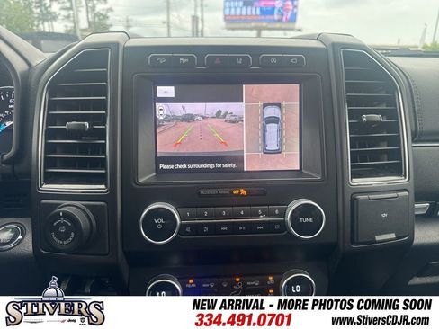Used 2020 Ford Expedition Limited w/ Equipment Group 302A AWD/4WD image 16