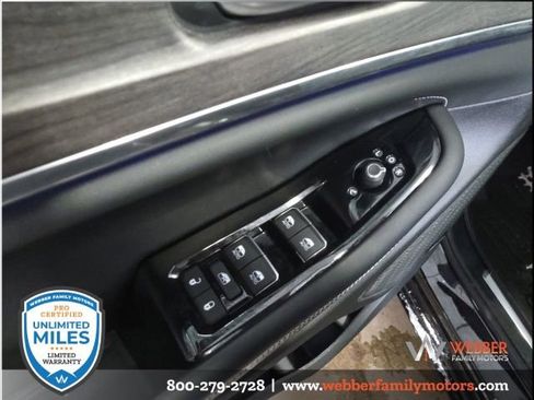 Used 2023 Jeep Grand Cherokee L Overland w/ Advanced Protech Group III image 25