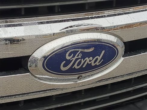 Used 2019 Ford F250 XLT w/ XLT Premium Package image 19