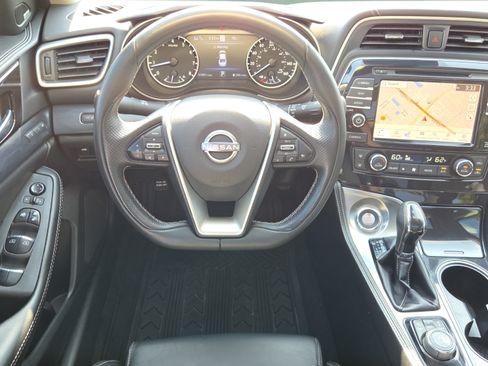 Used 2023 Nissan Maxima Platinum w/ Sport Mat Group FWD image 14