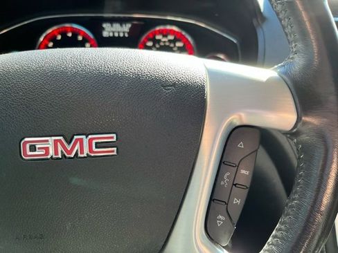 Used 2016 GMC Acadia SLT image 28