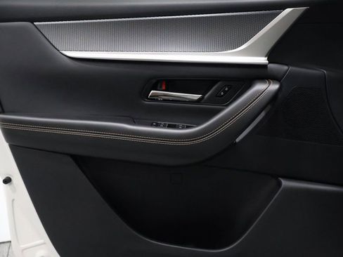 New 2025 MAZDA CX-70 3.3 Turbo w/ Premium Package AWD/4WD image 12