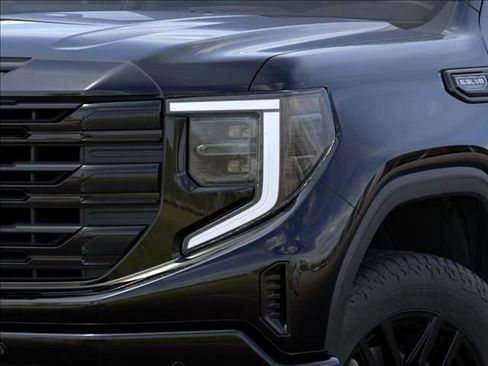 New 2026 GMC Sierra 1500 Elevation w/ Elevation Premium Package AWD/4WD image 10