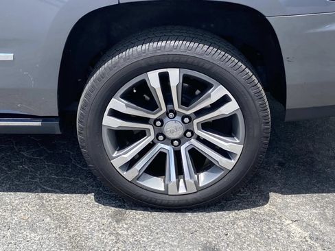 Used 2019 GMC Yukon Denali w/ Denali Ultimate Package AWD/4WD image 7