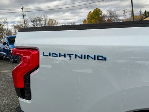 New 2025 Ford F150 Lightning Lariat image 24
